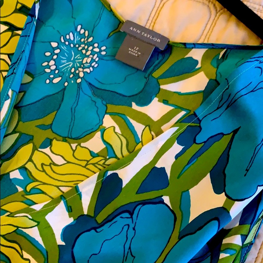 Ann Taylor silk floral L - jade, white, citrine